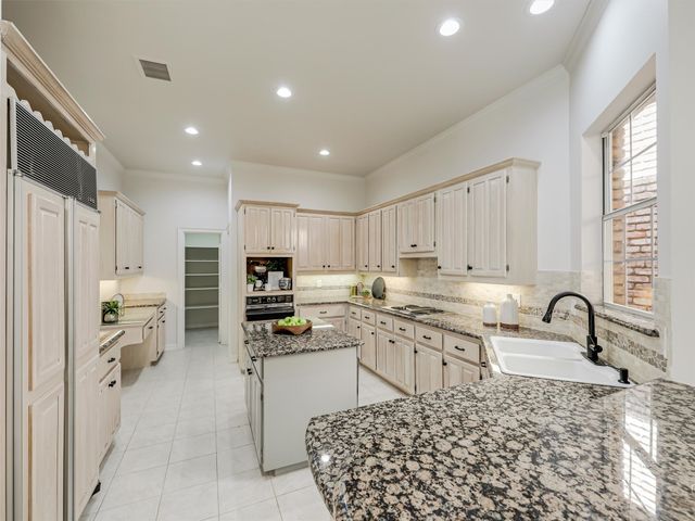 17108 Village Lane, Dallas, TX 75248