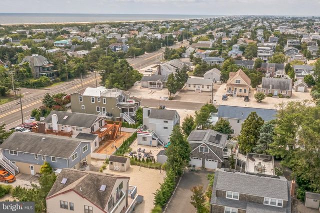 3 W 12 ST, Barnegat Light, NJ 08006