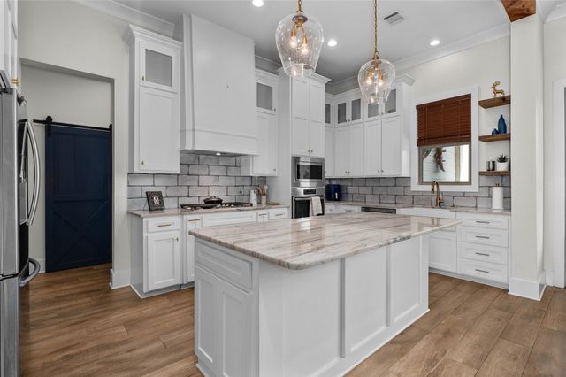 601 Dumaine Drive, Bossier City, LA 71111