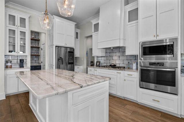 601 Dumaine Drive, Bossier City, LA 71111