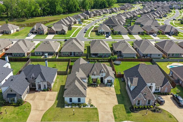 601 Dumaine Drive, Bossier City, LA 71111