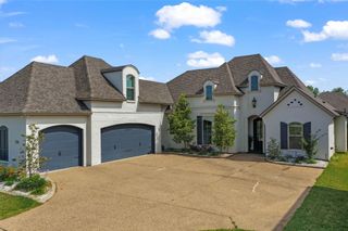 601 Dumaine Drive, Bossier City, LA 71111