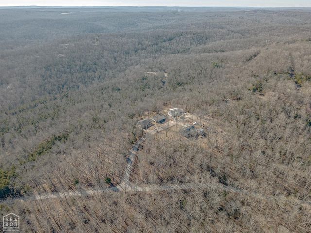 10 Catawba, Cherokee Village, AR 72529