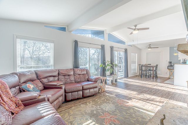 10 Catawba, Cherokee Village, AR 72529