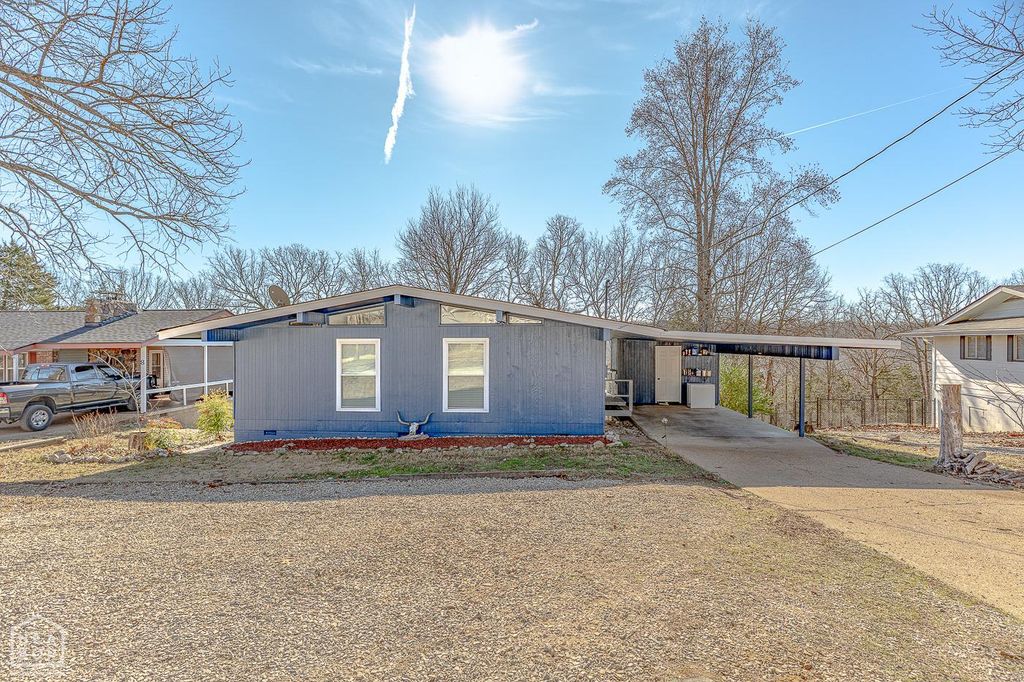 10 Catawba, Cherokee Village, AR 72529