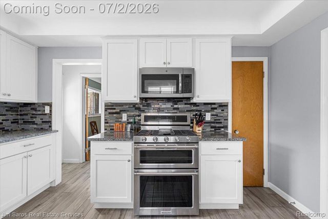 22306 Rosedale Street, St. Clair Shores, MI 48080