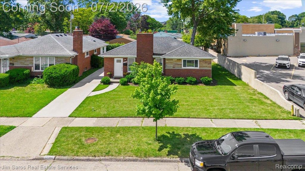 22306 Rosedale Street, St. Clair Shores, MI 48080