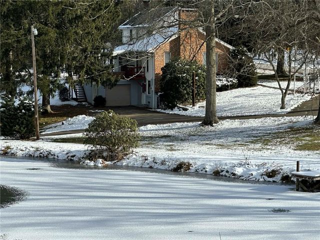 235 Hinchberger Rd, Summit Twp, PA 16002