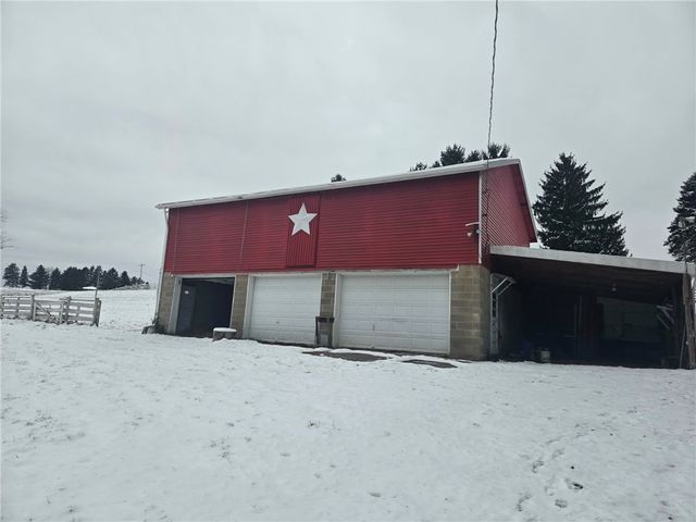 235 Hinchberger Rd, Summit Twp, PA 16002