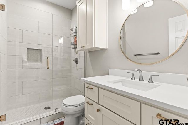 100 Gregg Street, Mt Vernon, TX 75457