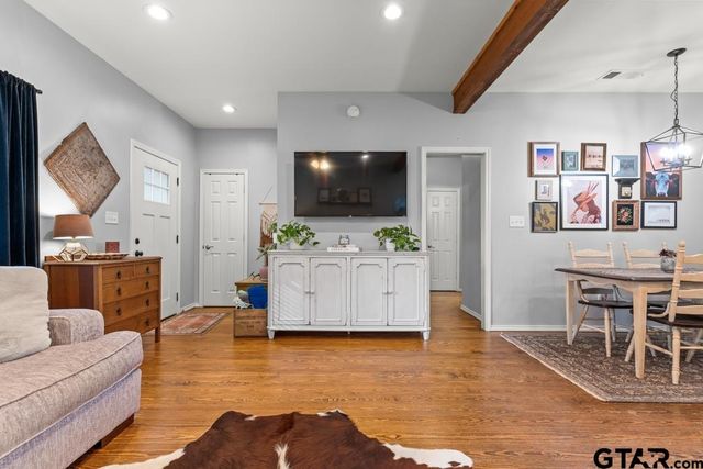 100 Gregg Street, Mt Vernon, TX 75457