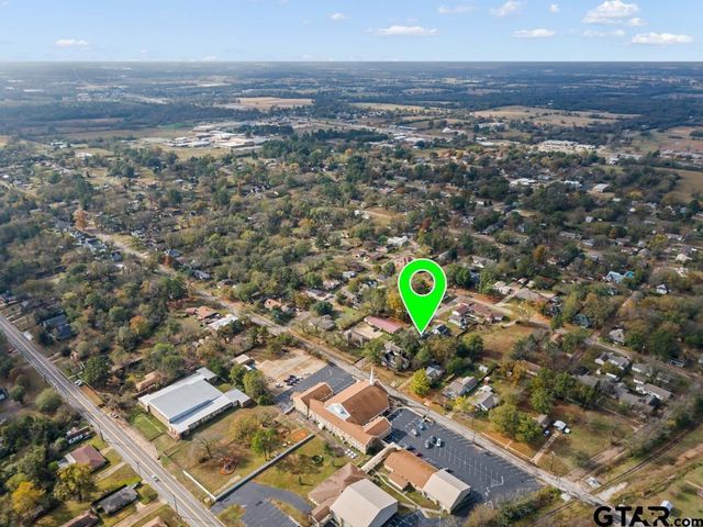 100 Gregg Street, Mt Vernon, TX 75457