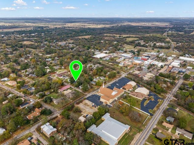 100 Gregg Street, Mt Vernon, TX 75457