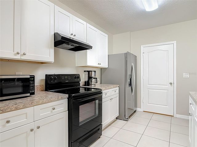 1724 SAVANNAH LANE, Port Orange, FL 32128