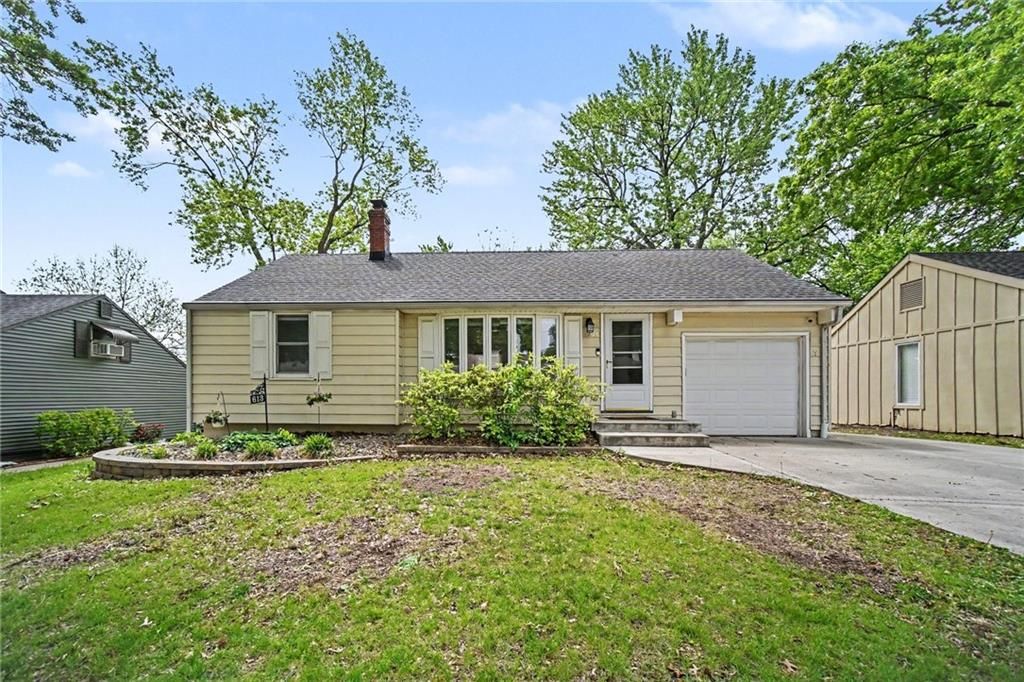 613 NE 43rd Terrace, Kansas City, MO 64116