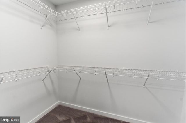 P5 BARRIER REEF DR, Martinsburg, WV 25403