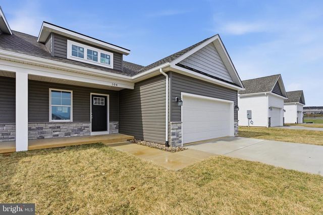 P5 BARRIER REEF DR, Martinsburg, WV 25403