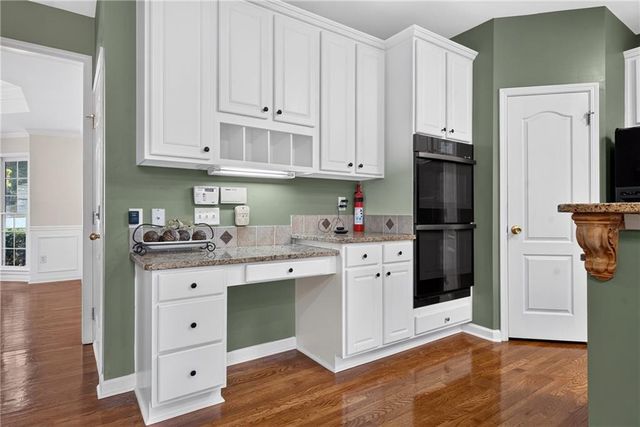 192 Mistybrook Circle, Stone Mountain, GA 30087