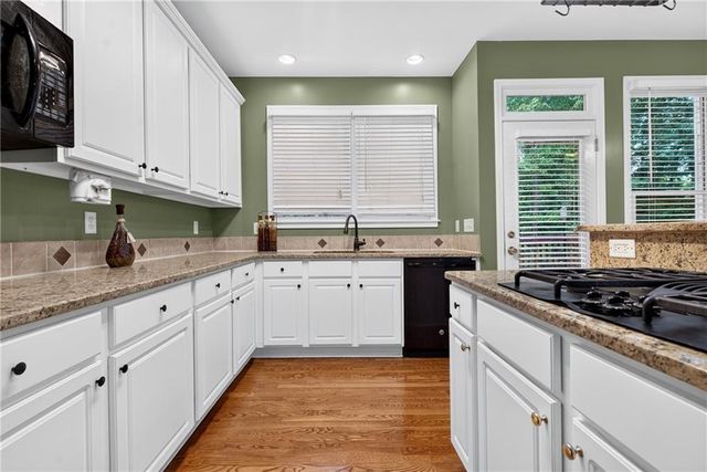 192 Mistybrook Circle, Stone Mountain, GA 30087