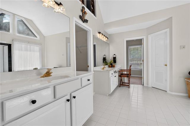 192 Mistybrook Circle, Stone Mountain, GA 30087