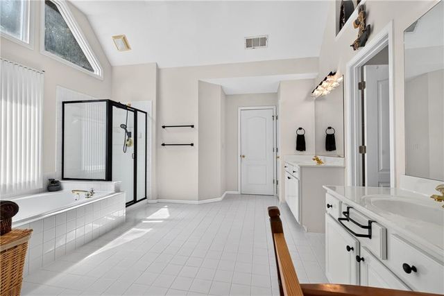 192 Mistybrook Circle, Stone Mountain, GA 30087