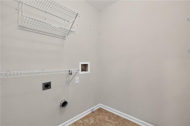 192 Mistybrook Circle, Stone Mountain, GA 30087