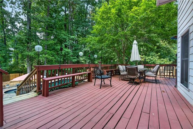 192 Mistybrook Circle, Stone Mountain, GA 30087