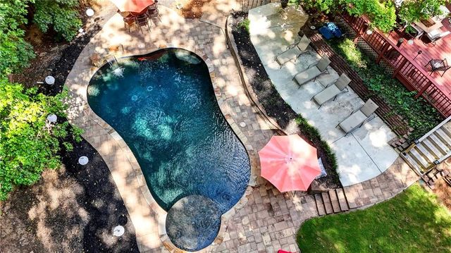 192 Mistybrook Circle, Stone Mountain, GA 30087