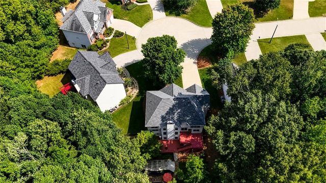 192 Mistybrook Circle, Stone Mountain, GA 30087