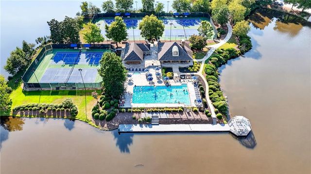 192 Mistybrook Circle, Stone Mountain, GA 30087