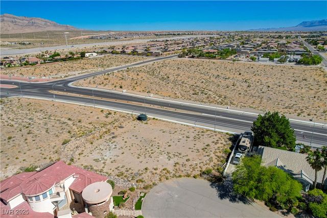 5575 Michelli Crest Way, Las Vegas, NV 89149