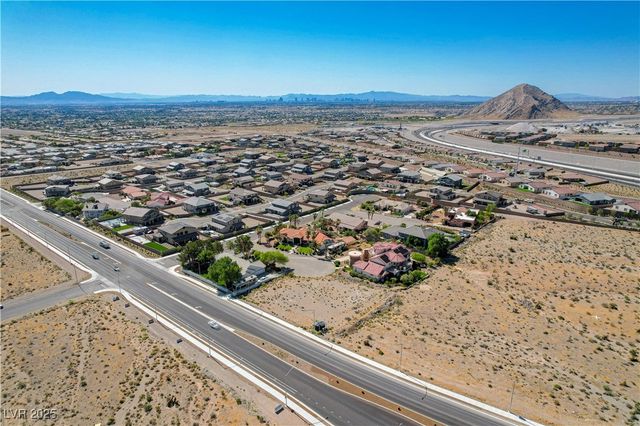 5575 Michelli Crest Way, Las Vegas, NV 89149