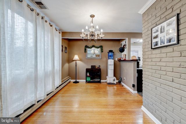 9920 PINEHURST AVE, Fairfax, VA 22030