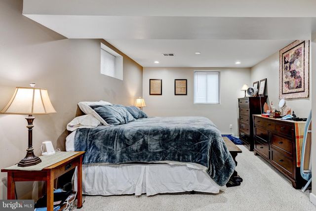 9920 PINEHURST AVE, Fairfax, VA 22030