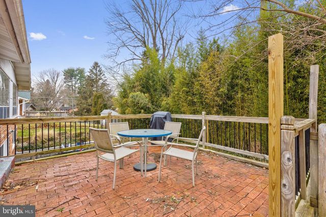 9920 PINEHURST AVE, Fairfax, VA 22030