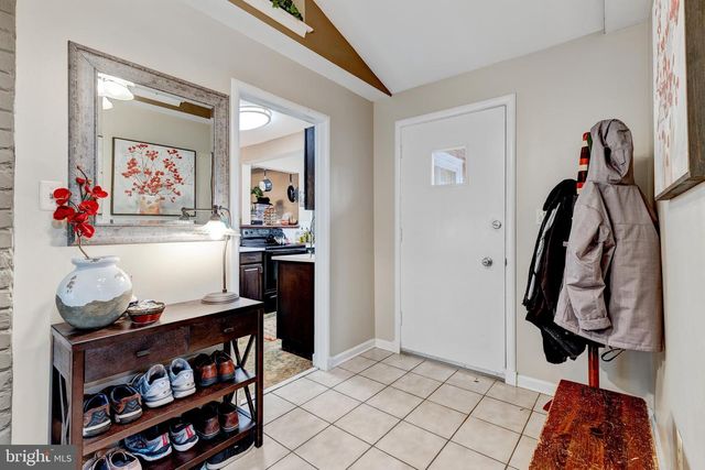 9920 PINEHURST AVE, Fairfax, VA 22030