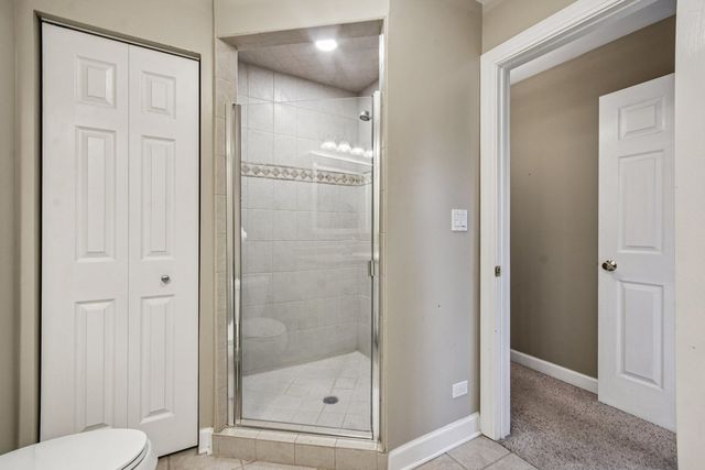 368 Pinoak Drive, Bartlett, IL 60103