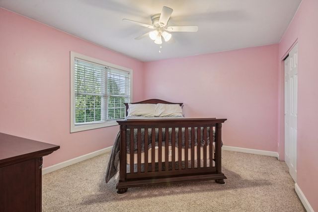 368 Pinoak Drive, Bartlett, IL 60103