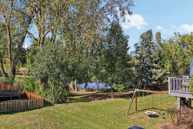 368 Pinoak Drive, Bartlett, IL 60103