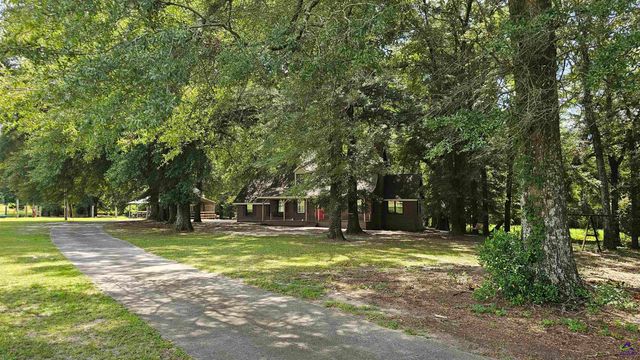 120 Moss Oaks Road, Perry, GA 31069