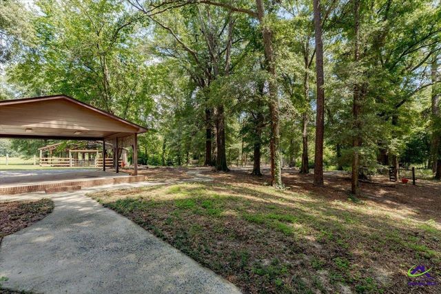 120 Moss Oaks Road, Perry, GA 31069