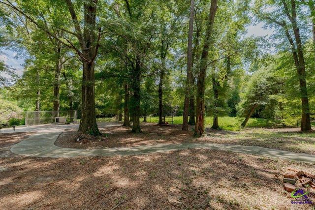 120 Moss Oaks Road, Perry, GA 31069