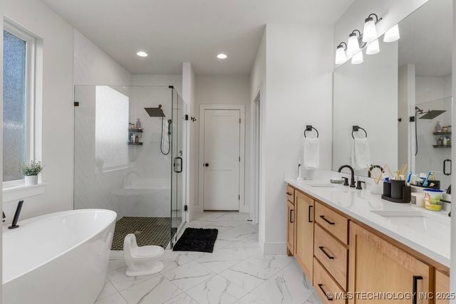 13722 S 20th Place E, Bixby, OK 74008