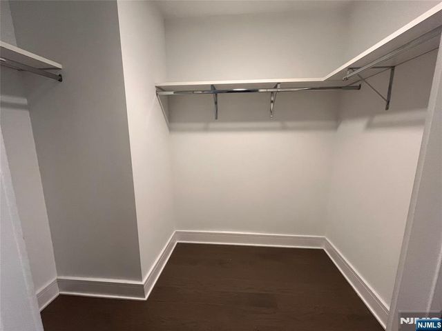 9 Ave At Port Imperial 818, West New York, NJ 07093