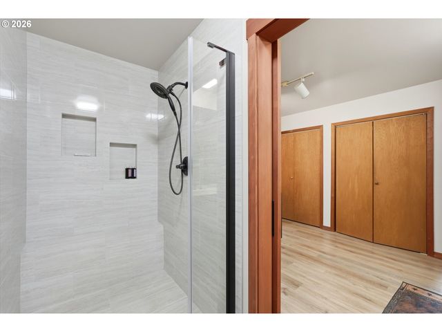 24983 S BEESON Rd, Beavercreek, OR 97004