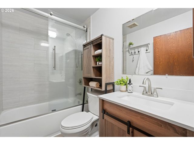24983 S BEESON Rd, Beavercreek, OR 97004