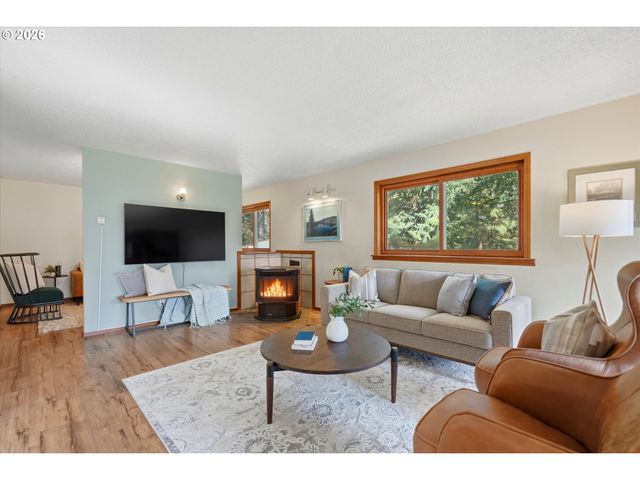 24983 S BEESON Rd, Beavercreek, OR 97004
