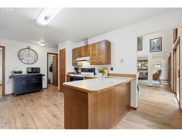 24983 S BEESON Rd, Beavercreek, OR 97004