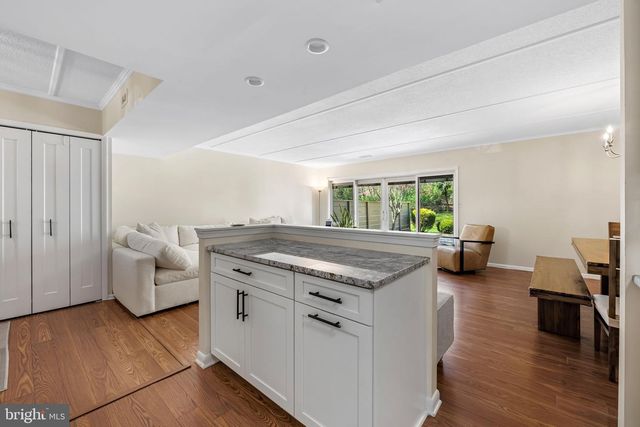 221 DEER FOX LN, Lutherville Timonium, MD 21093