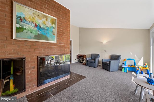 221 DEER FOX LN, Lutherville Timonium, MD 21093